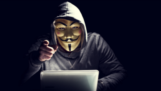 Anonymous torna a colpire, online i dati di militari in congedo
