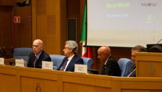 #PersoneInRete, Soro (Garante Privacy) ‘I dati sono nostre proiezioni, per difenderci sul web servono regole’