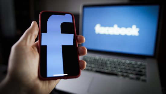 Facebook, multa di 9 milioni in Canada per violazione privacy