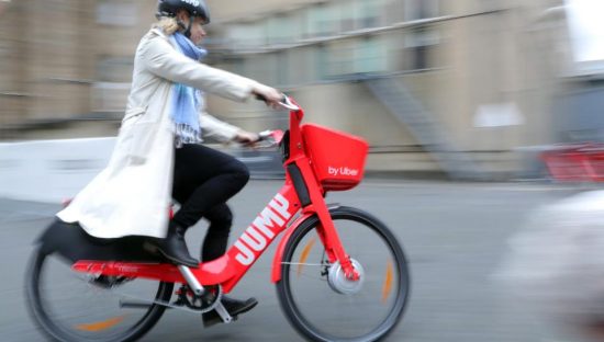 Battaglia privacy a Los Angeles sulle biciclette di Uber