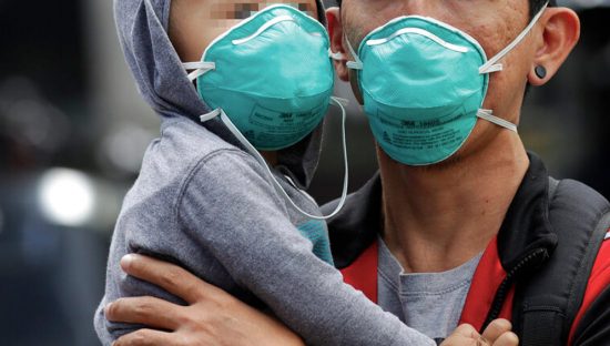 A Singapore l’app è un flop e si pensa al braccialetto anti Covid-19. Anche in Italia?