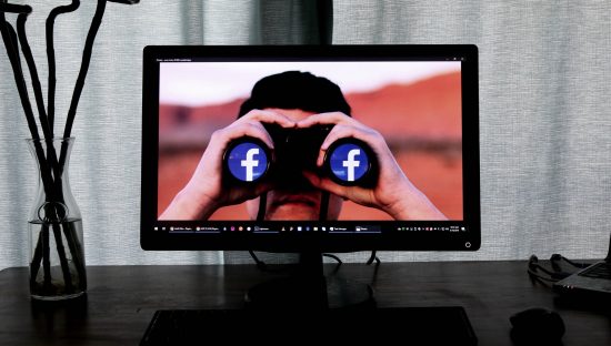 Antitrust tedesca indaga su Facebook e Oculus 